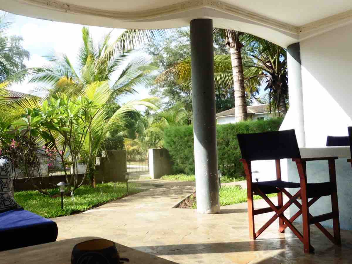 Malindi Apartment - Garden