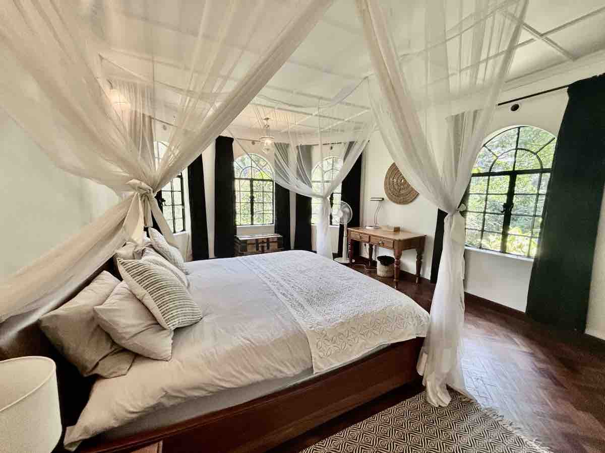 Outdoor Patio - Hornbill Cottage