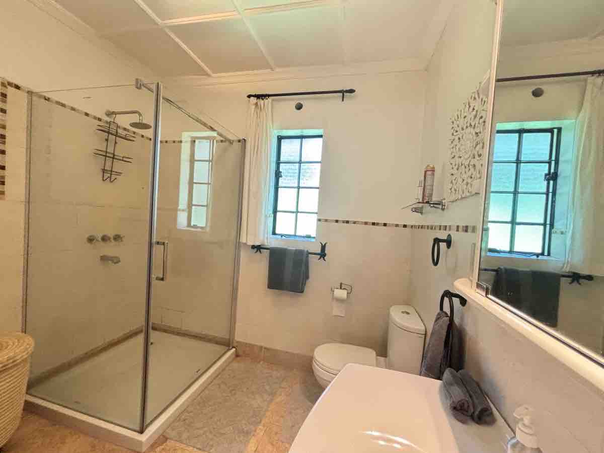 Hornbill Cottage - Night View